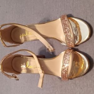 SIZE 8 ROSE GOLD HEELS EXCELLENT CONDITION PRELOVED